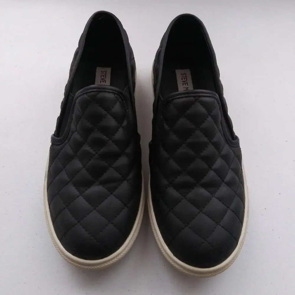 Steve Madden Black ECENTRCQ Quilted Slip On Sneakers Size 7.5